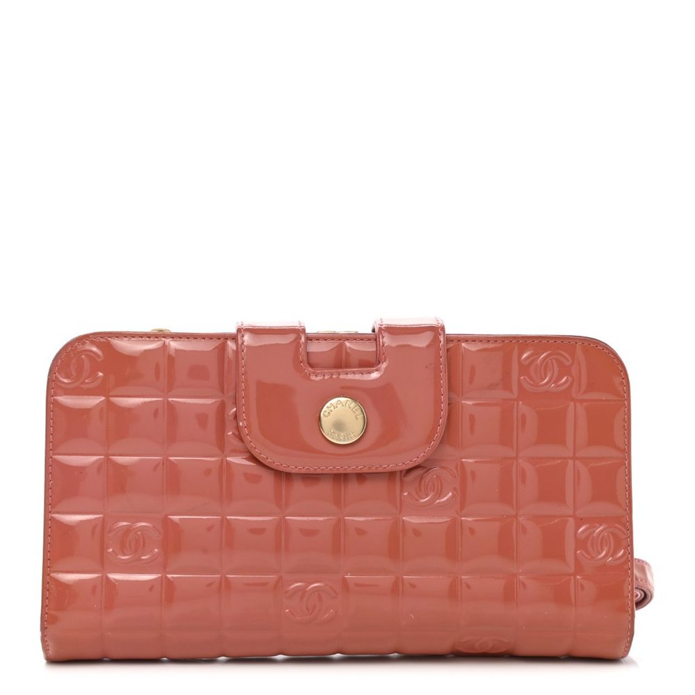 Chanel Patent Square Quilted CC Wristlet Long Wallet Pink